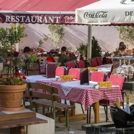 Alojamento de Acomodação e Pequeno-almoço Martin